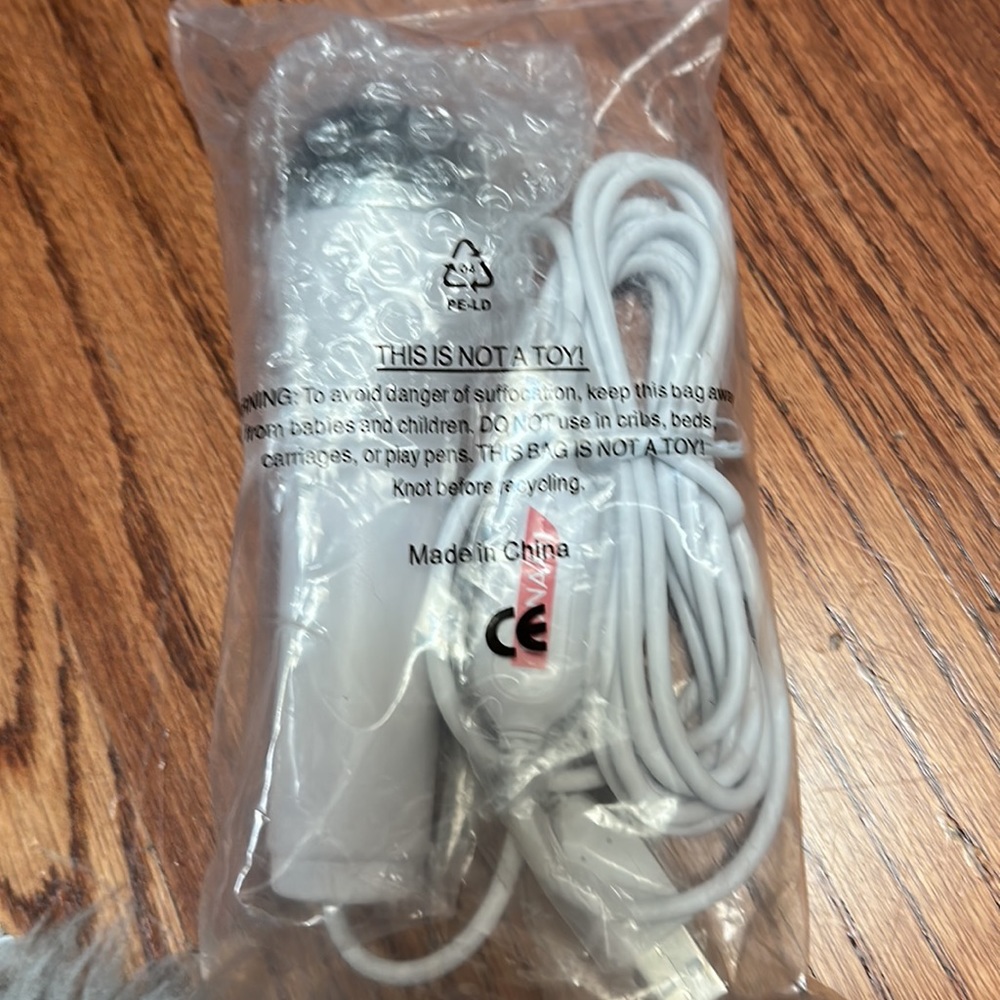 Konami USB Microphone - Picture 3 of 3
